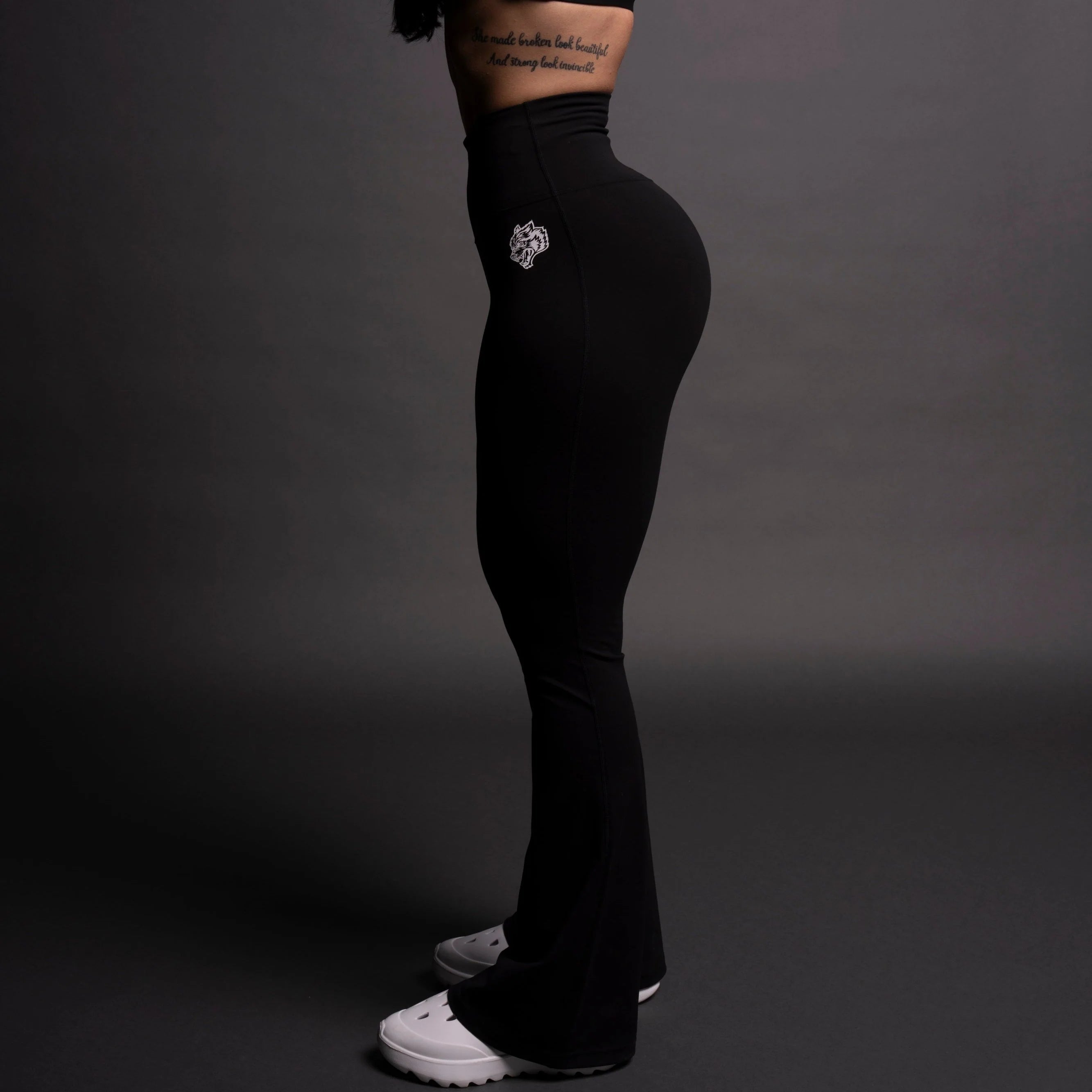 Dual Wolf "Georgia" Energy Flare Leggings in Black