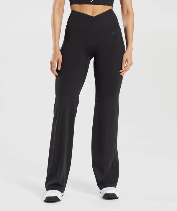 Gymshark Crossover Regular Flared Leggings